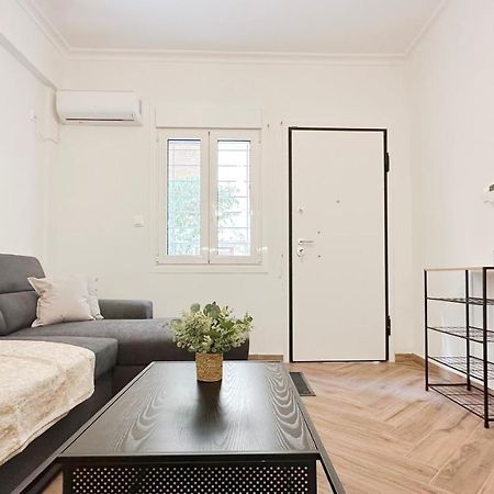 Ferienwohnung Valtetsiou Central 50Sqm Apt In Athen Exterior foto
